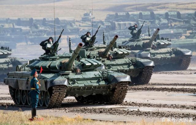 俄罗斯新型四轮装甲越野车_俄罗斯新型台风k装甲车_俄罗斯新型台风k装甲车