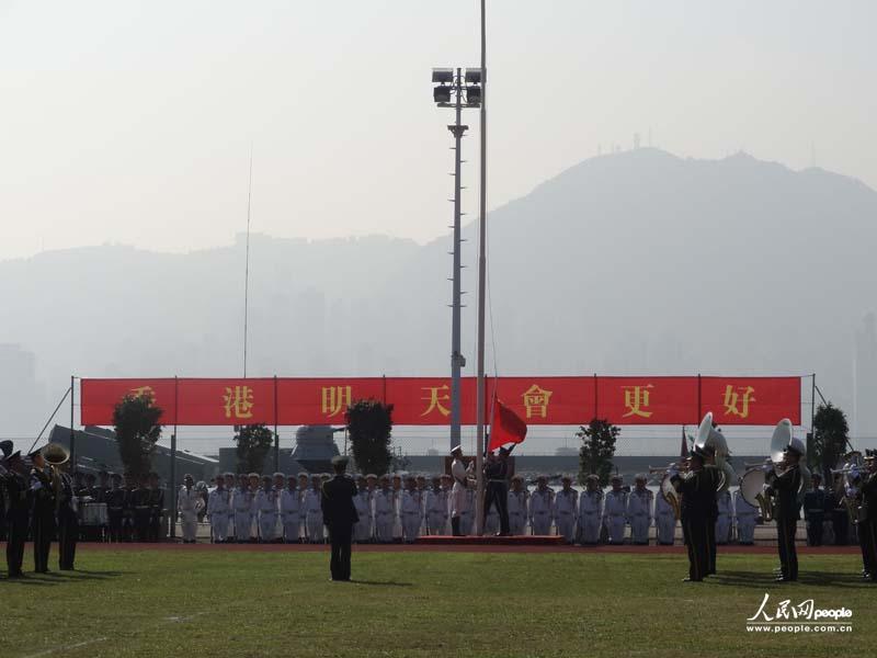 香江驻香港部队官兵坚决贯彻习主席视察之际(组图)
