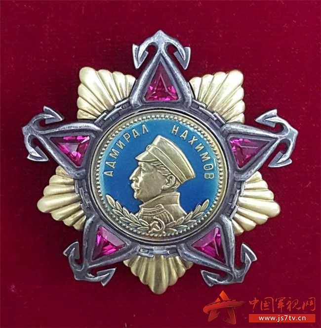 
苏联最后一位元帅亚佐夫去世曾代表总统赠送一部勋章(组图)