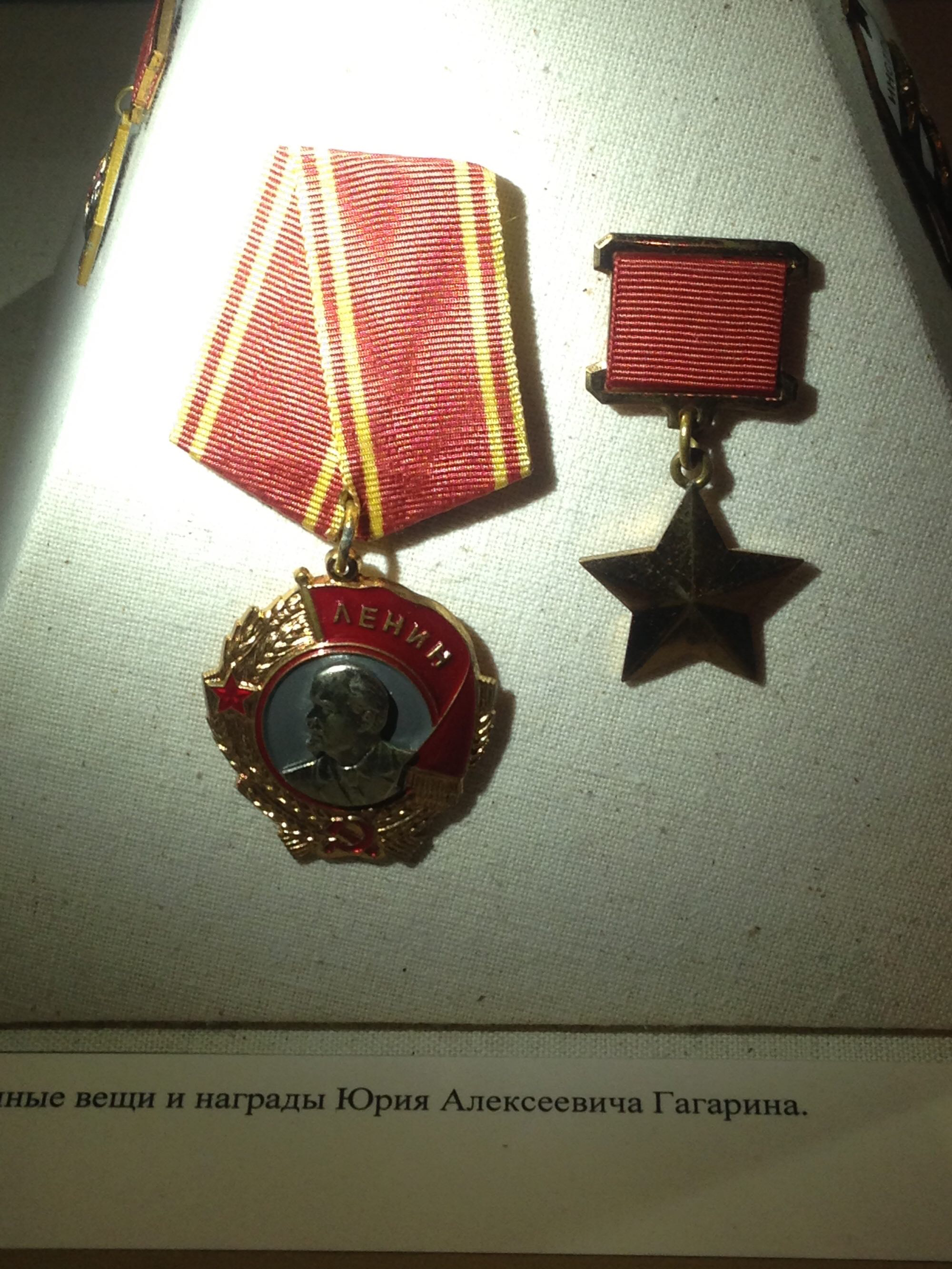 

苏联航天员飞船上第一次的联合航天员