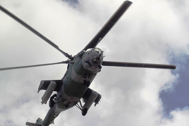 阿帕奇武装直升飞机图片_米171武装运输直升机_中国米35武装直升机