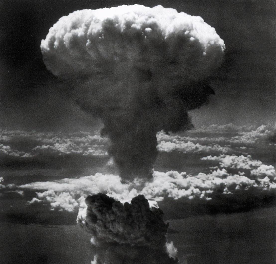 档案中国第一颗原子弹成功爆炸_中国第一颗原子弹试验爆炸成功_中国成功爆炸第一颗原子弹