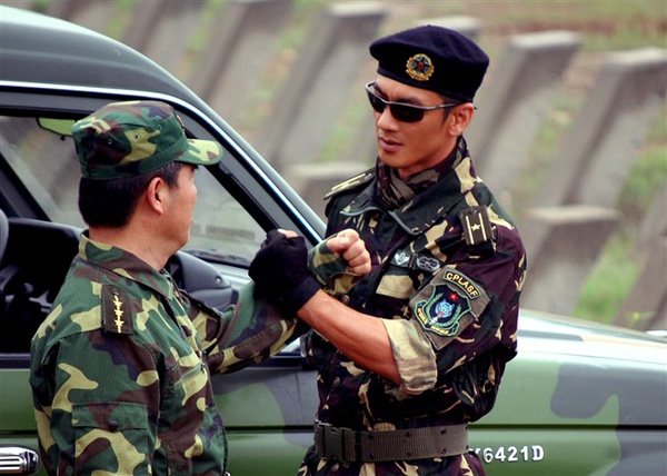 我是特种兵4剧情介绍_学生兵剧情介绍_土兵突击剧情介绍