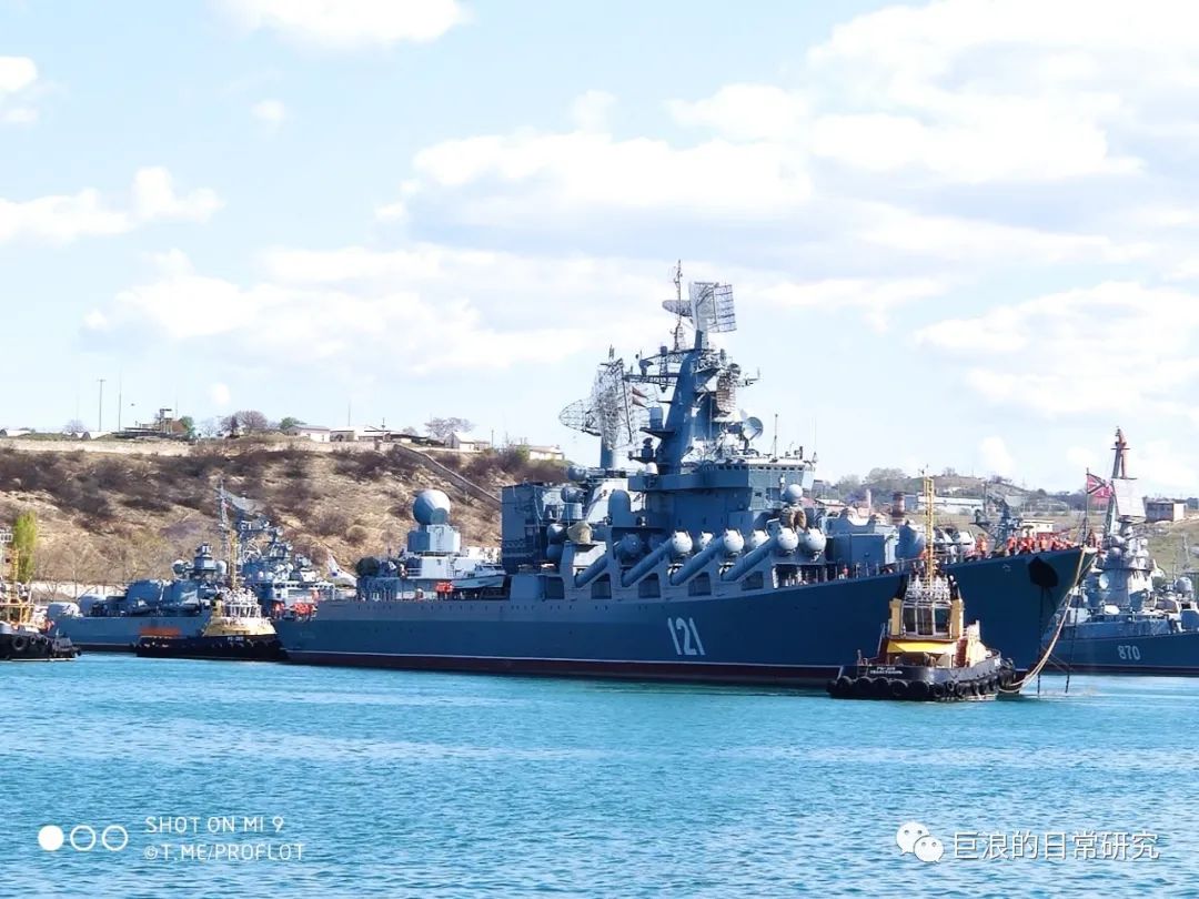 舰r前期驱逐练级_052d型导弹驱逐舰首舰昆明号_俄罗斯勇敢级驱逐舰