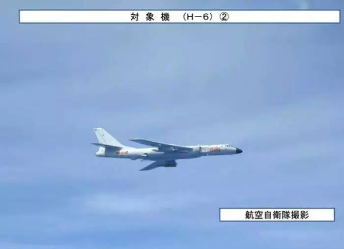 中国人民解放军空军八一飞行表演队_外军空军峡谷飞行视频_空军第三飞行学院