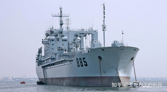 中国首艘航母“青海湖号”三万吨级大了1.6倍
