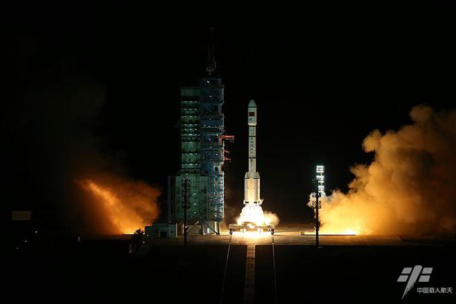 中国成功发射高分十三号卫星_中国运载发射成功介绍_1970年 中国第一颗人造卫星成功发射