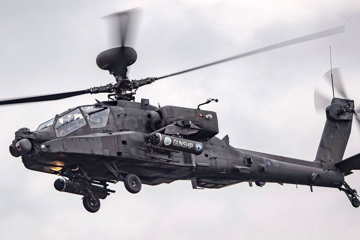 直十武装直升_武装直升飞机图片_英国下一代武装直升机
