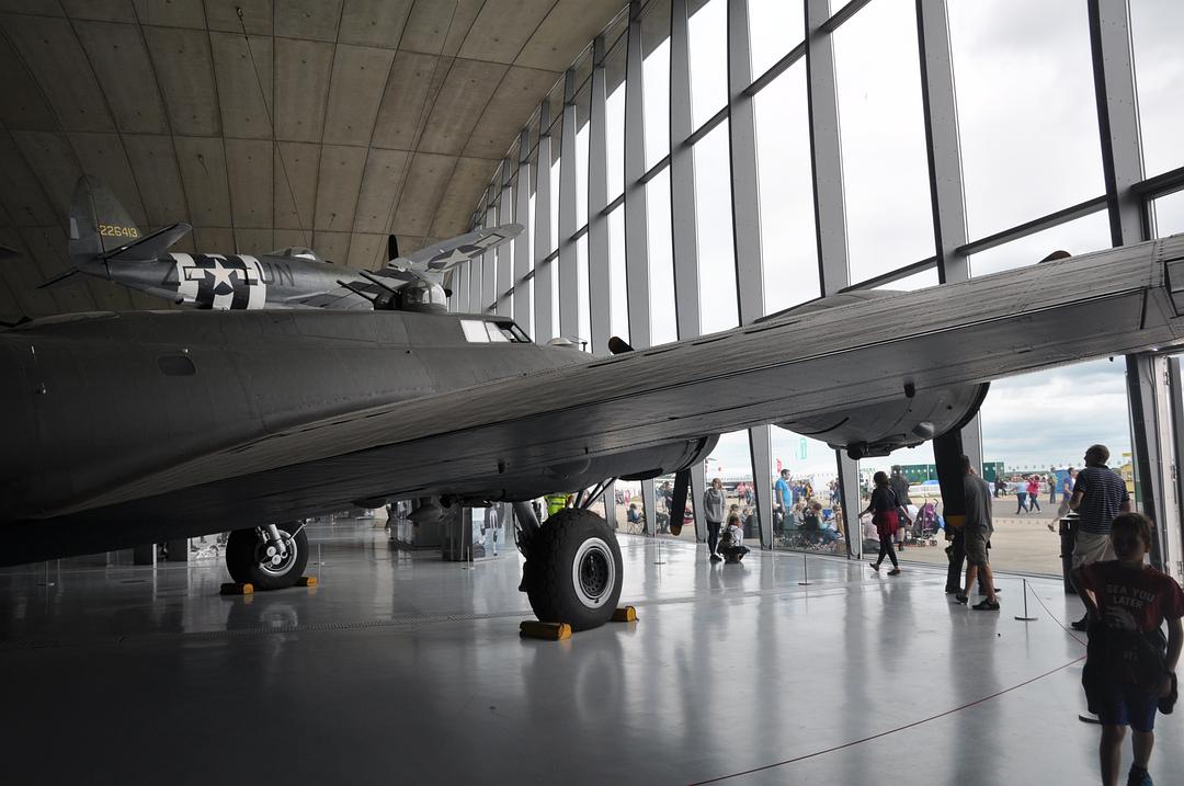 B-2轰炸机世界第一隐身轰炸机要超越就必须了解