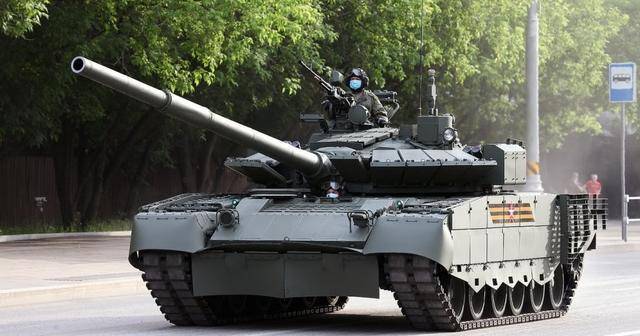 qq红警大战磁暴坦克能打的过猛犸坦克吗_日军坦克能胜豹式坦克吗_二战日军坦克