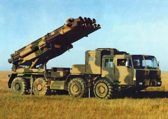 第一套火箭炮研制出81式122毫米40管火箭炮