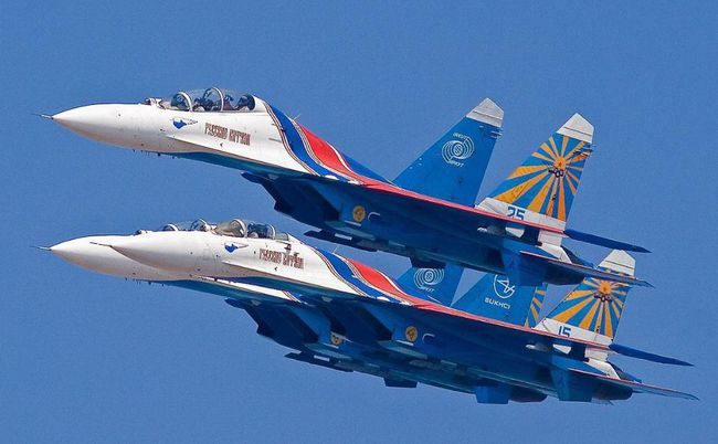 苏-27战斗机装备国家_苏27模拟战斗飞行下载_苏27与苏30与苏35 图解